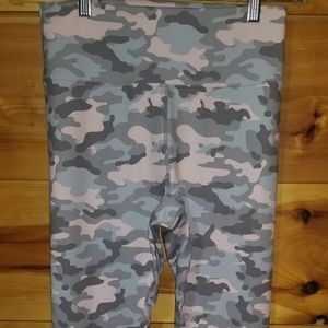 Fabletics Kessler High Waisted Strappy M